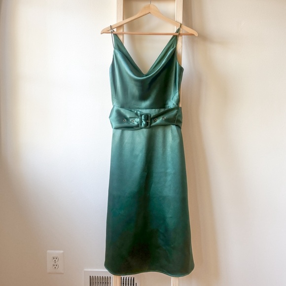 Finders Keepers Belted Green Midi Dress - Picture 1 of 3